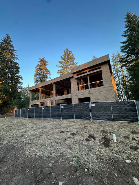 Custom Home Builder Temporary Fence